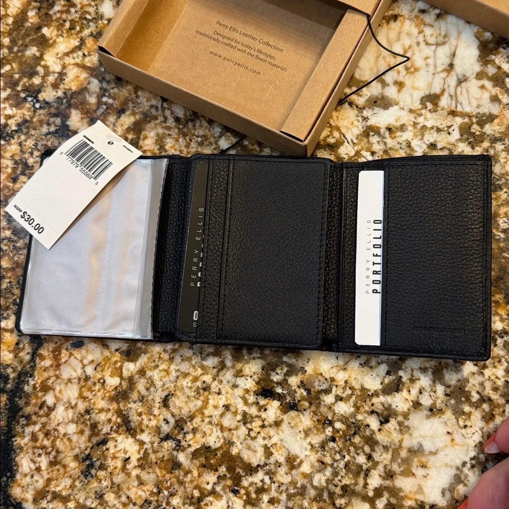 NEW IN BOX. PERRY ELLIS WALLET